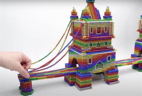 Tower Bridge And Other Landmarks Made From Thousands Of Magnetic Beads | Londonist