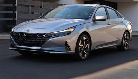 Car review: 2021 Hyundai Elantra SEL | Redmond Reporter