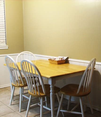 Table-4-Chairs | Farmhouse Table. Four Chairs. Kitchen. | KREYC | Flickr