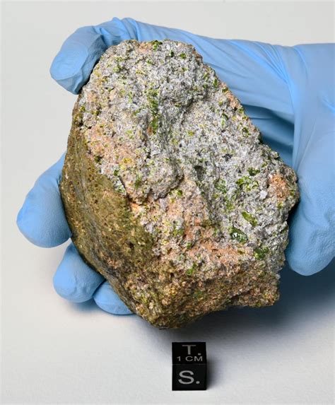 Oldest-ever igneous meteorite contains clues to planet building blocks – Buseck Center for ...