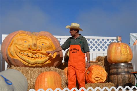 Half Moon Bay Pumpkin Festival 2024 - Fanny Jehanna