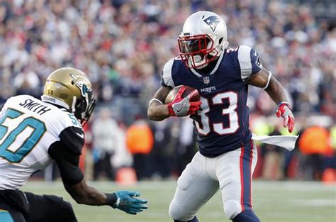 Dion Lewis free agency rumors: RB a 'longshot' to return to New England ...