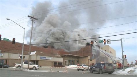 IOWA FF INJURED AT WAREHOUSE FIRE | Firefighter Close Calls ...