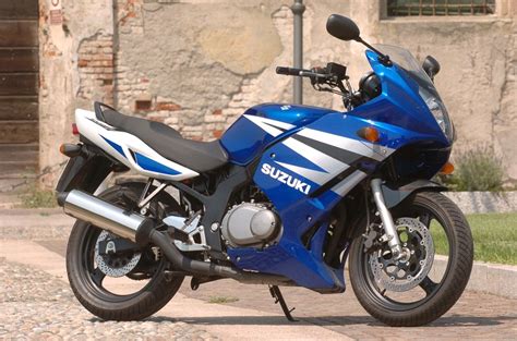 Suzuki GS 500 - Opinioni e Recensioni | Dueruote