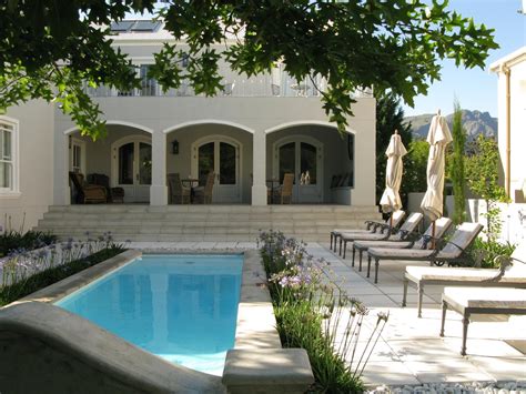 Franschhoek Accommodation | Budget Accommodation Deals and Offers Book Now!