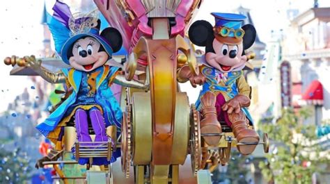 Disney Stars on Parade Performance Canceled at Disneyland Paris Due to ...