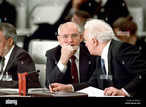 Gorbatchev Chernobyl : Mikhail Gorbachev Wikipedia - Selassie Simon