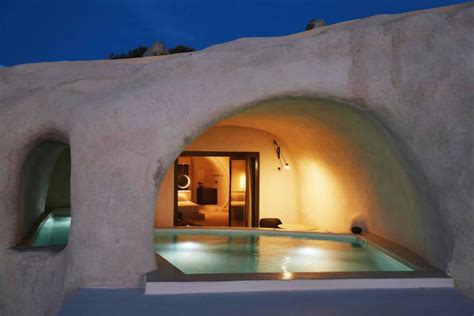 Best Cave Hotels in Santorini (2024 UPDATE) - Santorini Secrets