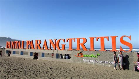 Parangtritis Beach which Mystical and Romantic!