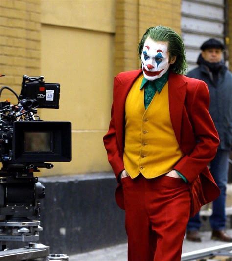 Pin by Rita Cheang on Movies | Joker, Joaquin phoenix, Joker costume