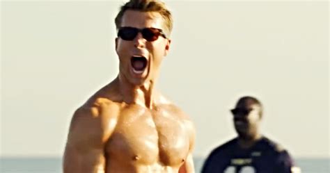 Top Gun 2 Has a Shirtless Sports Scene, Tom Cruise Wasn't Joking