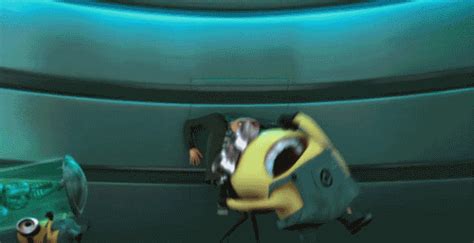 Shocked Minions GIF - Find & Share on GIPHY