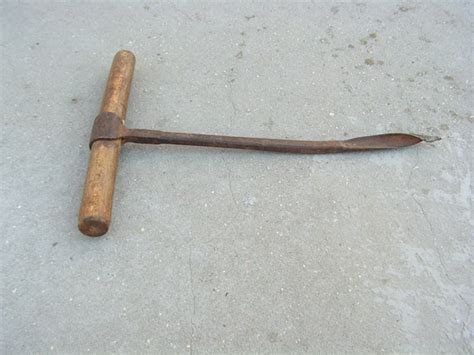 Woodworking Hand Drill Primitive Auger Carpenters Tool Fastening ...