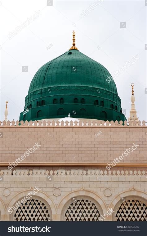 Famous Green Dome Prophet Mosque Masjid Stock Photo 399554227 ...