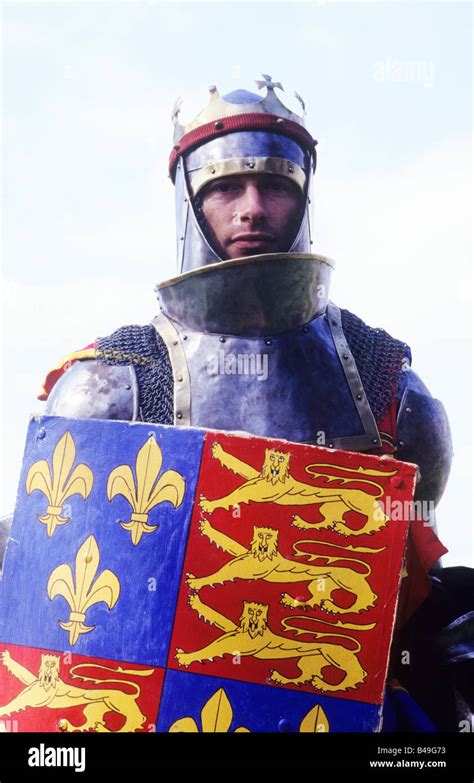 Medieval knight helmet hi-res stock photography and images - Alamy