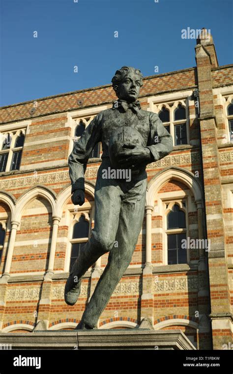 William Webb Ellis Statue Rugby Stock Photo - Alamy