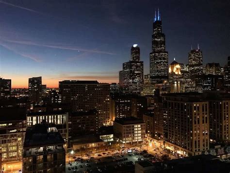 Romantic Chicago Hotels with Lake Views — The Most Perfect View