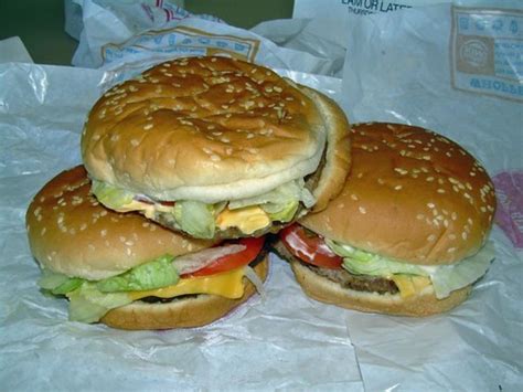 World Wide Crazy News: burger king whopper jr