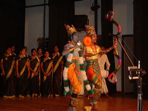 Eelam Tamil's Dance and Music: vdamodi koothu