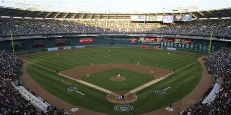 Looking back at five great baseball moments at RFK Stadium | MLB.com