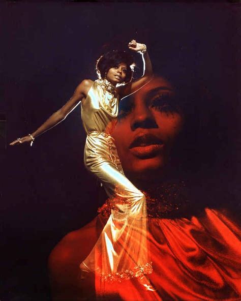 She even has the power to make gold lamé look elegant. | Diana ross, Disco glam, Disco aesthetic
