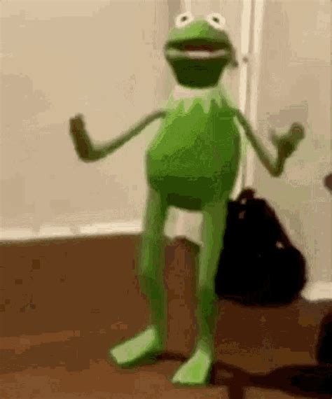 Kermit Dancing GIF - Kermit Dancing SlowDancing - Discover & Share GIFs