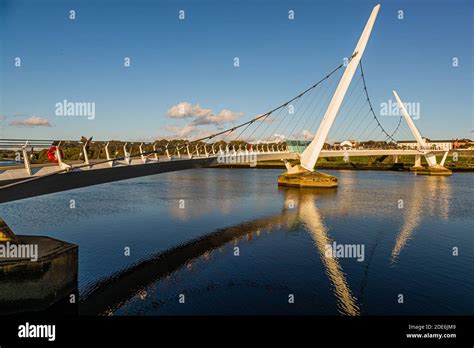 The Peace Bridge in Londonderry, Northern Ireland Stock Photo - Alamy