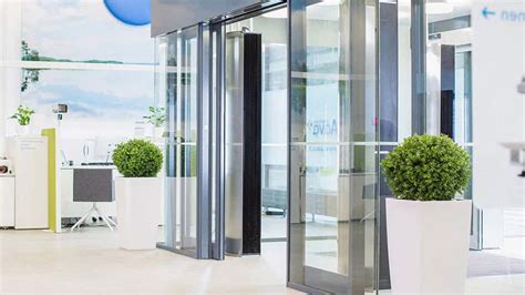 Why Your Business Needs to Install Automatic Doors | Great Lakes ...