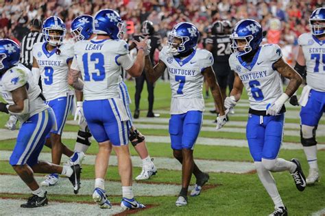 Kentucky-Louisville football 2023 live stream (11/25): How to watch ...