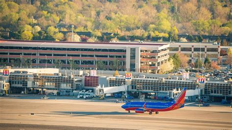 Boise Airport master plan calls for new concourse, three new parking ...