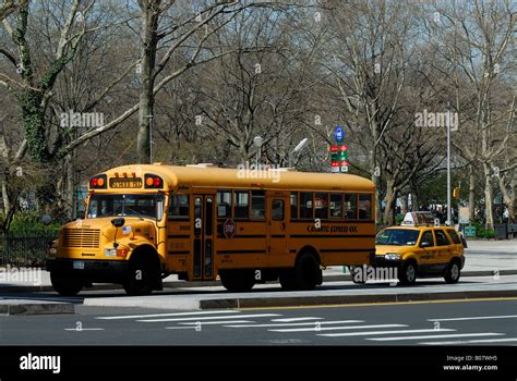 School bus in New York City Stock Photo - Alamy