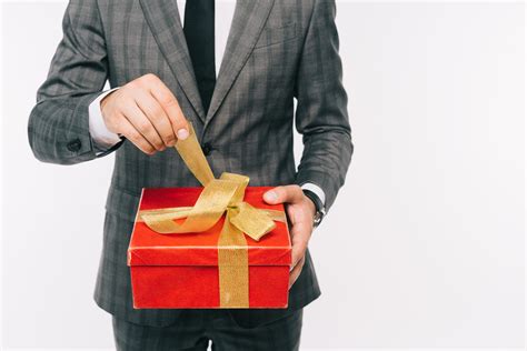 Personalized Business Gifts That Make an Impression – Reward Your Appetite