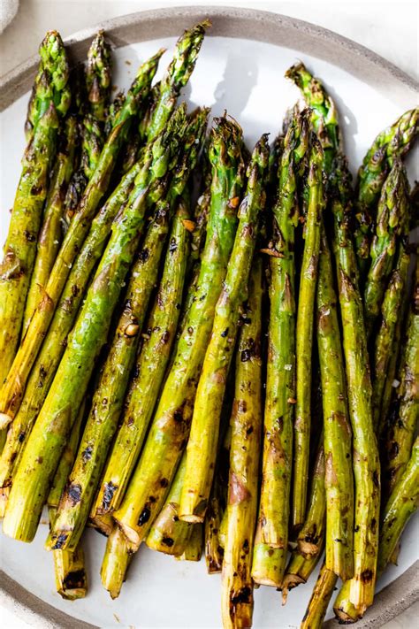 Grilled Asparagus Recipe - Skinnytaste