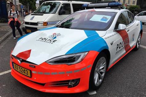 Tesla Model S Plaid Police Interceptor - CC2 Vehicle Suggestions - Car ...