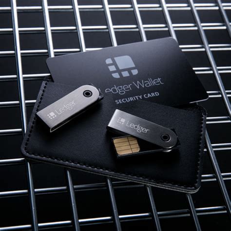 Ledger Nano // Duo Edition - Ledger Wallet - Touch of Modern