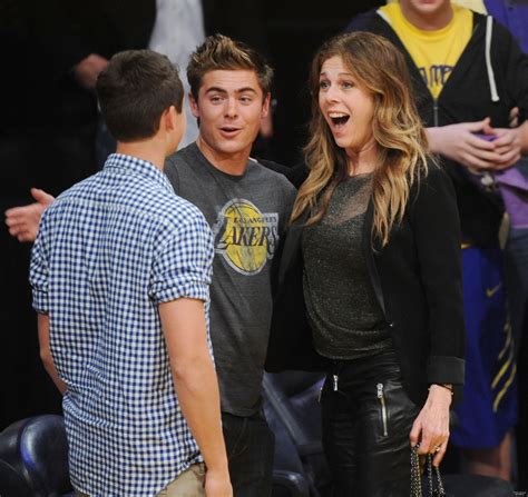 ZAC & DYLAN EFRON WATCH LAKERS - Zac Efron Photo (21249771) - Fanpop