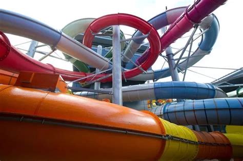 Coral Reef Waterworld: The impressive water park with huge slides just an hour from Sussex ...