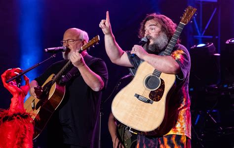 Tenacious D share first new song in five years, 'Video Games'