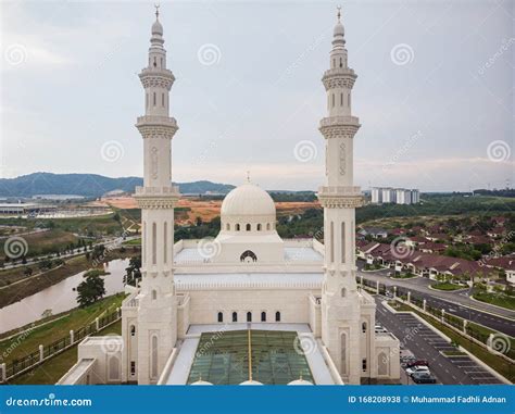 Masjid Seri Sendayan Aerial View Stock Photo - Image of islam, minaret: 168208938