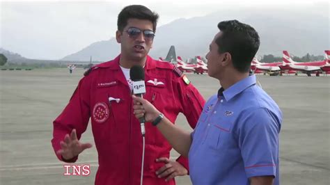 THE SURYA KIRAN AEROBATIC TEAM - YouTube