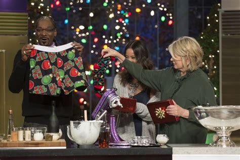 Martha & Snoop’s Potluck Dinner Party - TV Episode Recaps & News