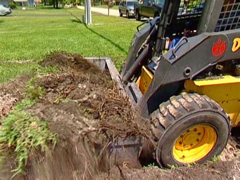 How to Lay a Cobblestone Driveway | how-tos | DIY