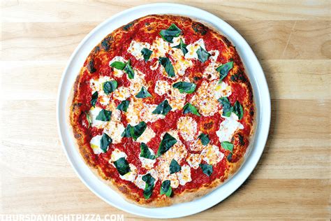 Margherita Pizza – Thursday Night Pizza – pizza margherita