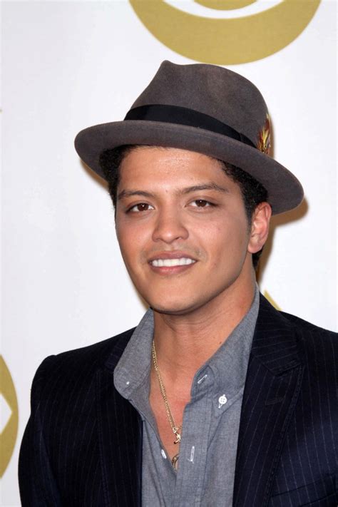 Bruno Mars - Ethnicity of Celebs | EthniCelebs.com