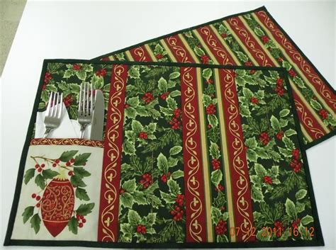 flip and sew placemats | Placemats patterns, Quilted placemat patterns, Christmas placemats