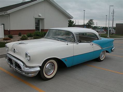 1956 Oldsmobile Super 88 - Information and photos - MOMENTcar