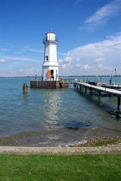 Grosse Ile North Channel Range Front Light (Grosse Ile, Michigan) - a ...