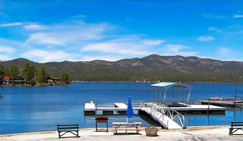 BOOK >> Big Bear Lakefront Lodge in Big Bear Lake (CA), United States