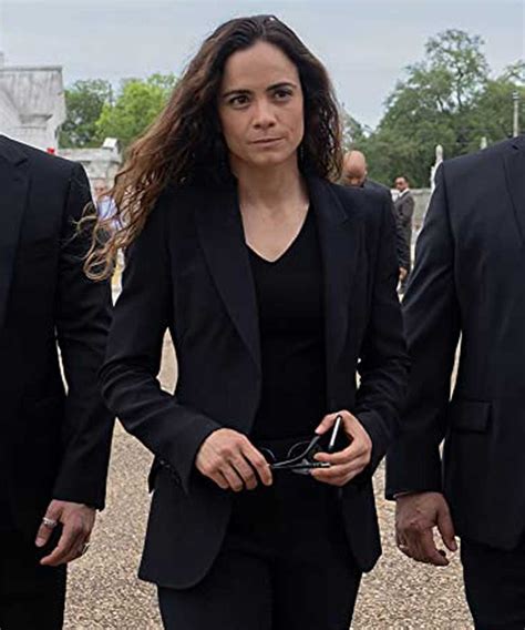 Teresa Mendoza Queen of the South Alice Braga Blazer