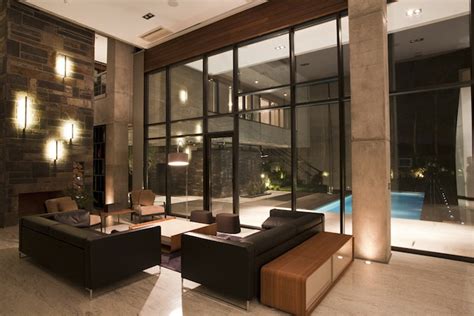 Beautiful Modern Home in Iran (8 photos)